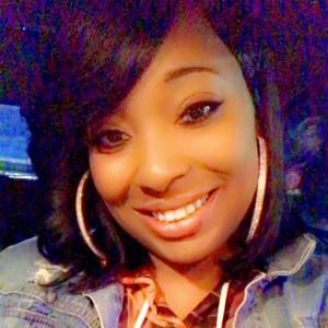 Meet your Posher, Candis